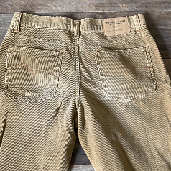 ✨ AE ✨ Corduroy pants - Picture 7 of 7